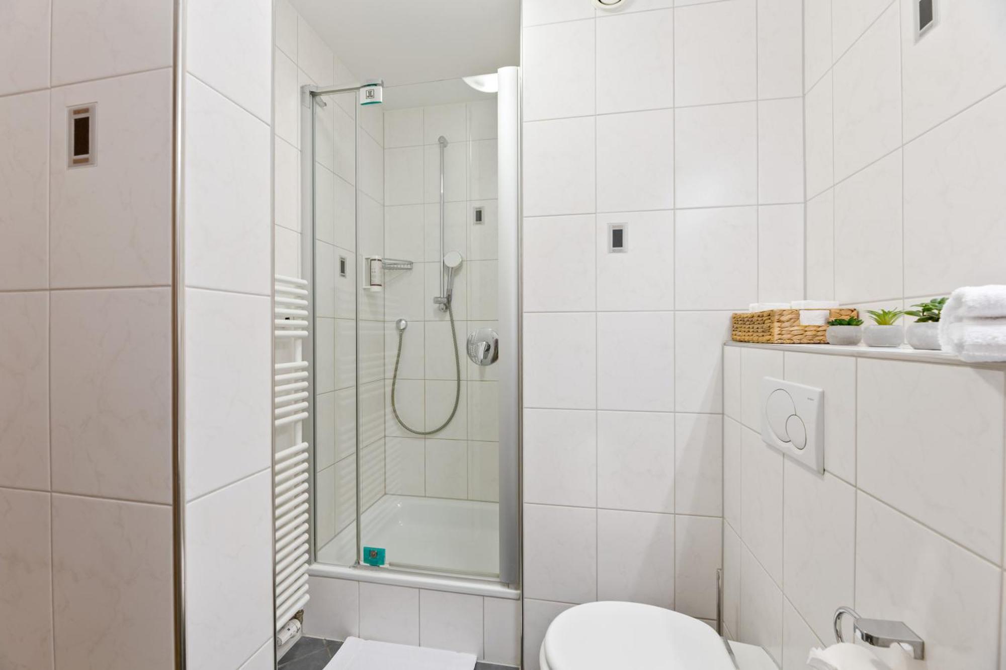 Steiners Hotel Airport-Messe Stuttgart Ngoại thất bức ảnh
