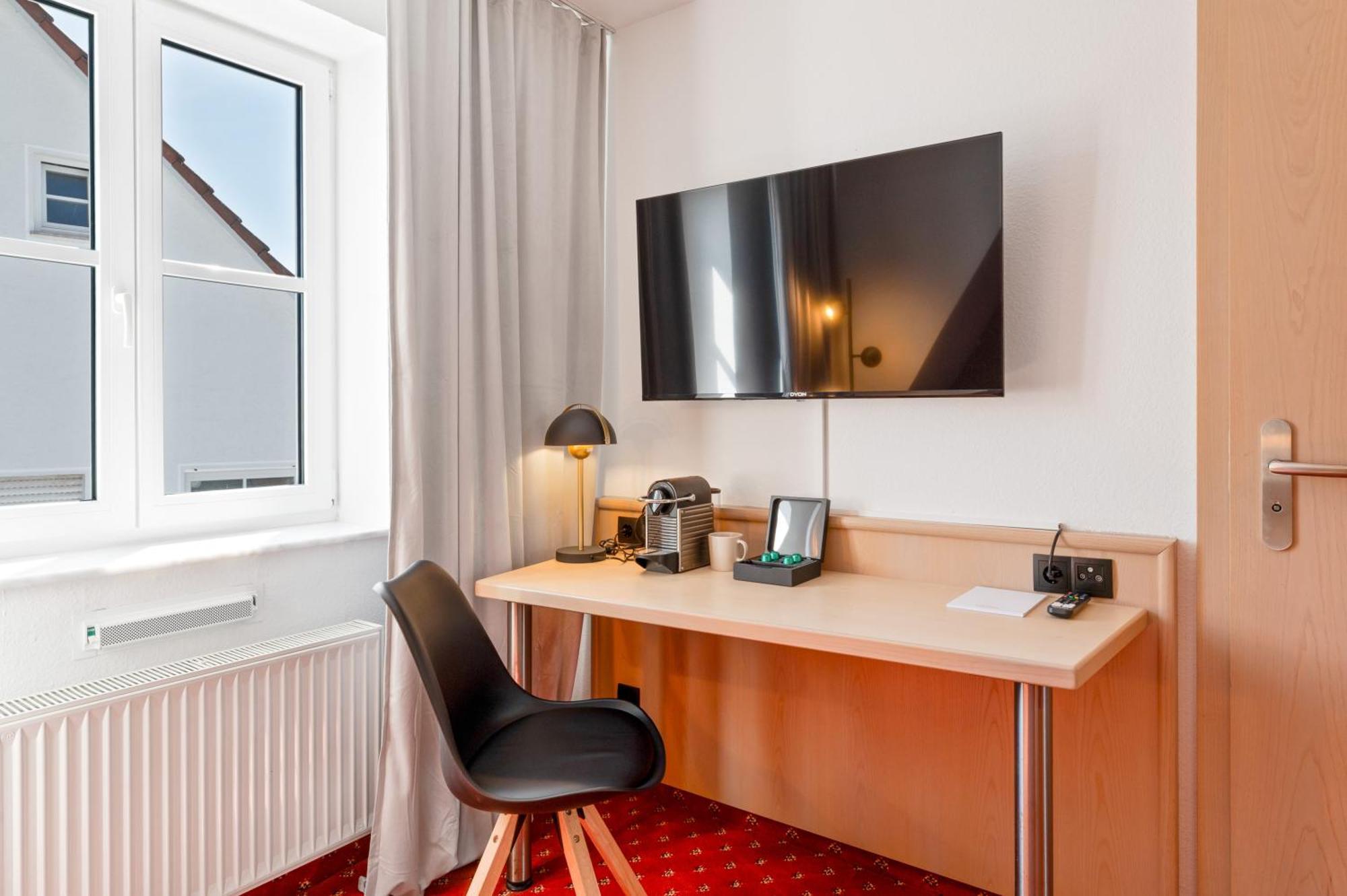 Steiners Hotel Airport-Messe Stuttgart Ngoại thất bức ảnh