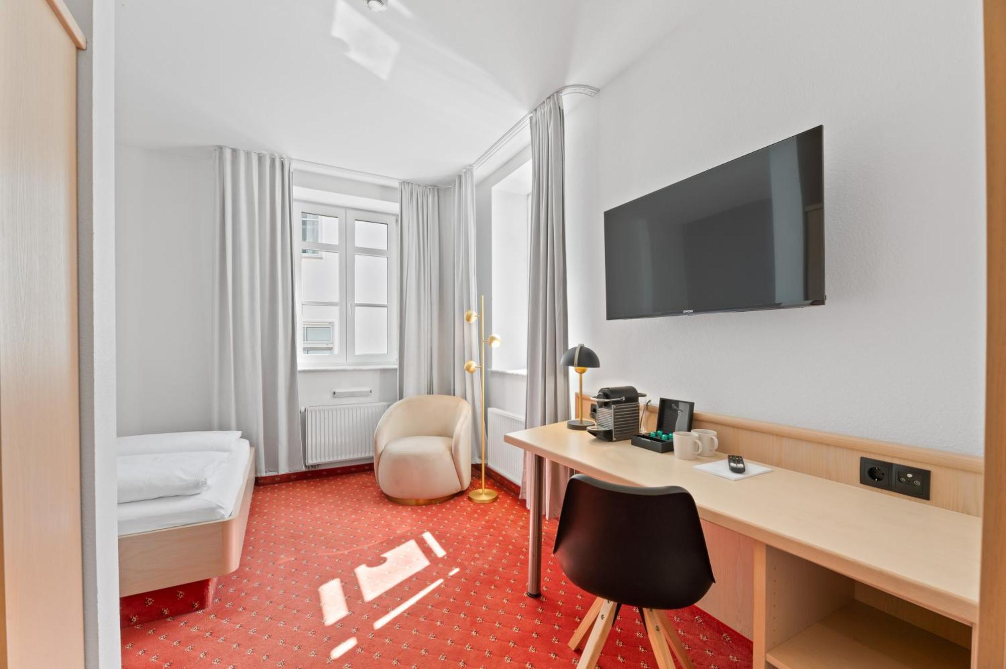 Steiners Hotel Airport-Messe Stuttgart Ngoại thất bức ảnh