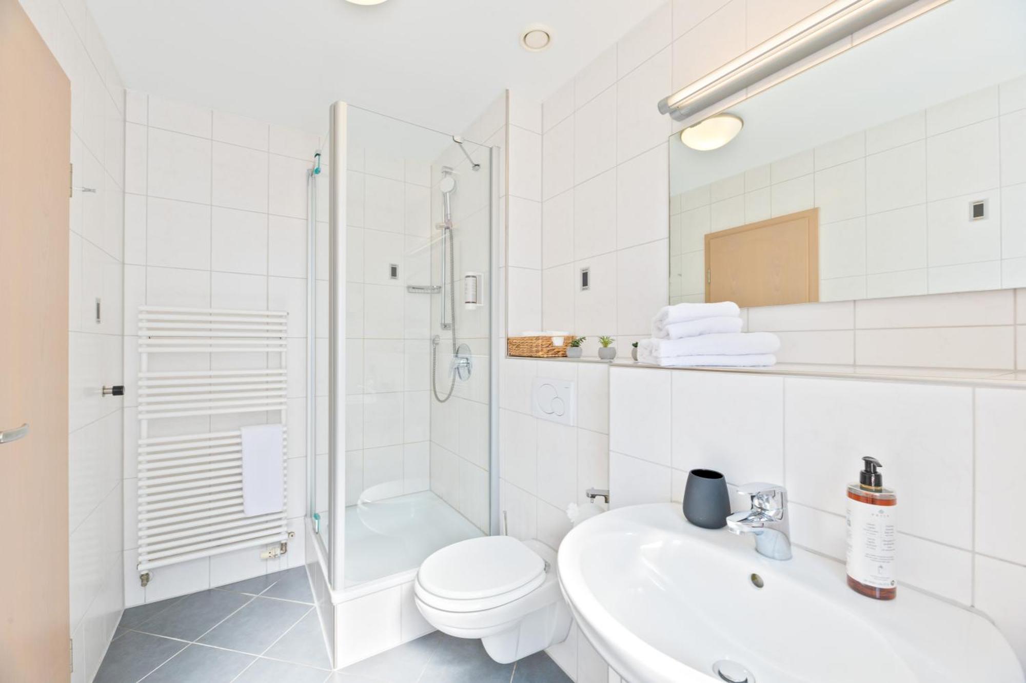 Steiners Hotel Airport-Messe Stuttgart Ngoại thất bức ảnh