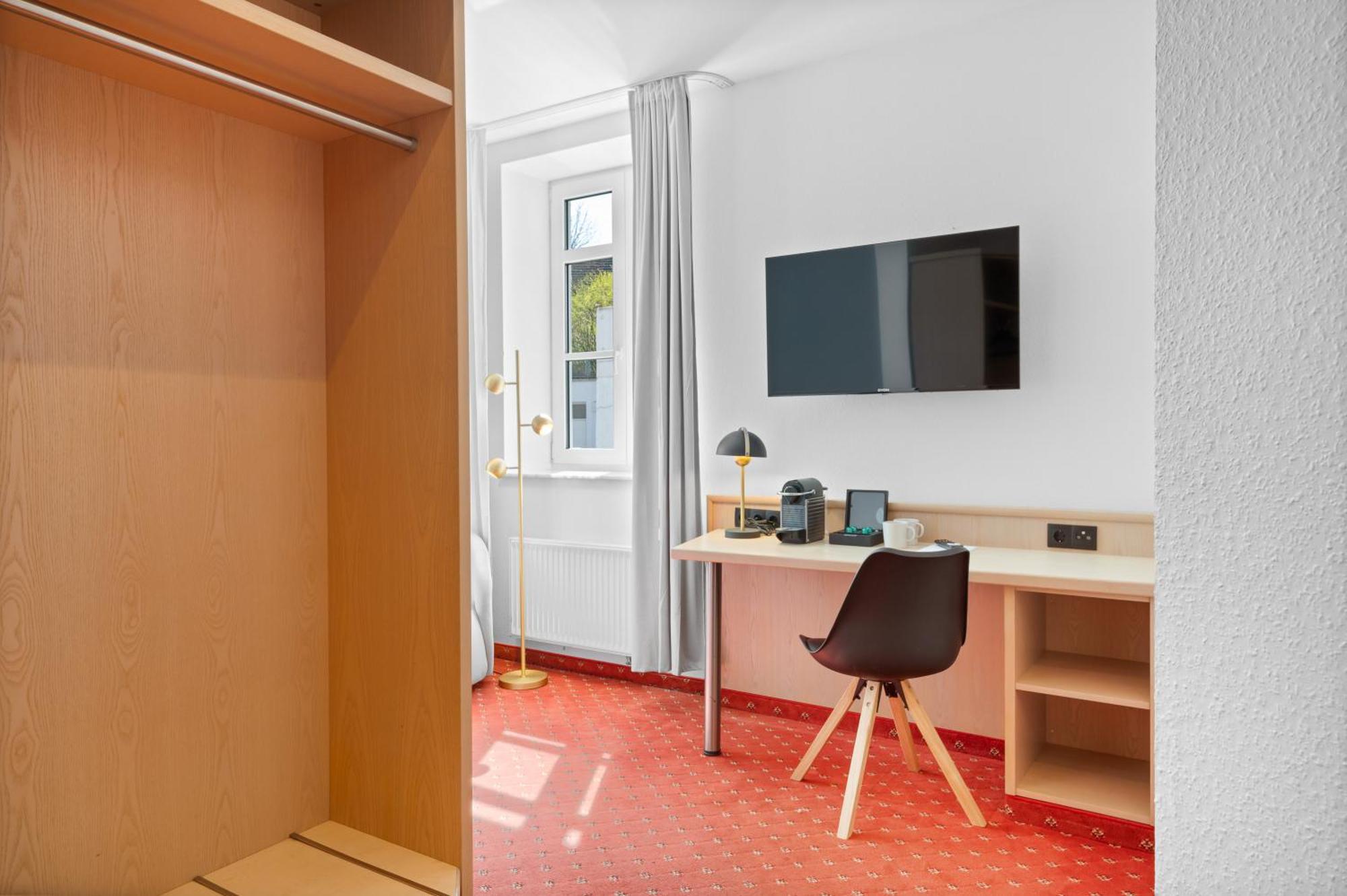 Steiners Hotel Airport-Messe Stuttgart Ngoại thất bức ảnh