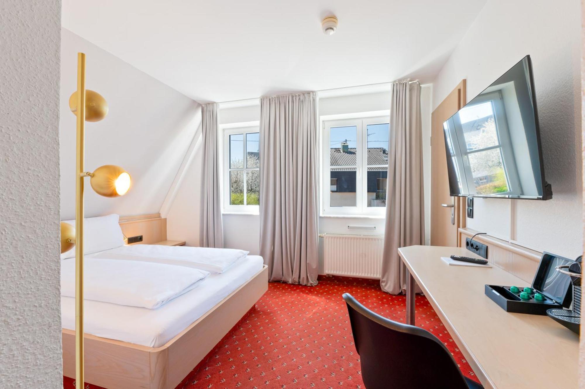 Steiners Hotel Airport-Messe Stuttgart Ngoại thất bức ảnh